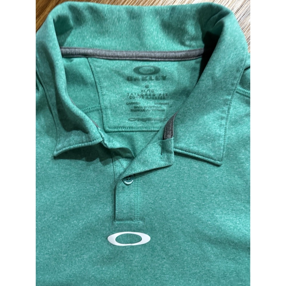 Oakley Mens‎ XL Green Golf Polo Shirt Short Sleeve Center Logo - Picture 2 of 5